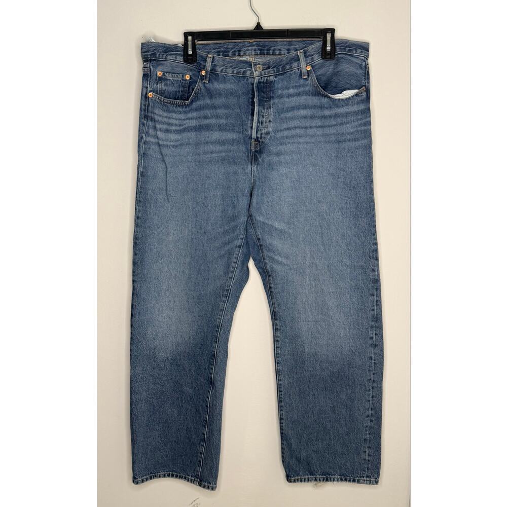 Levi’s Premium 501 90s Medium Wash Straight Leg High Rise Jeans Button Fly 18W